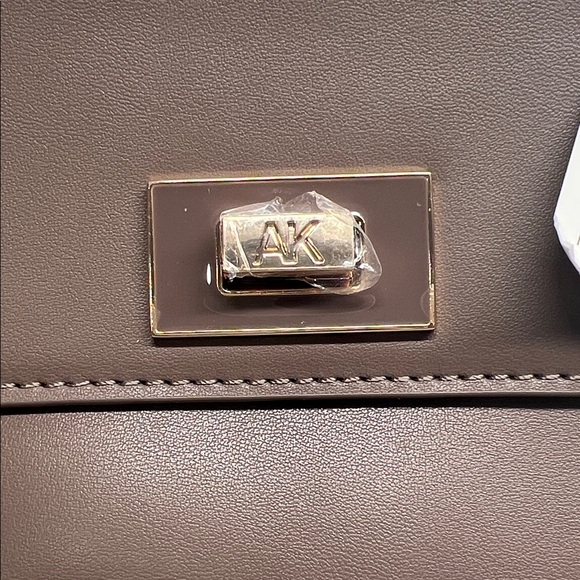 Anne Klein Taupe Crossbody Bag with Gold Chain NWT - Picture 2 of 7